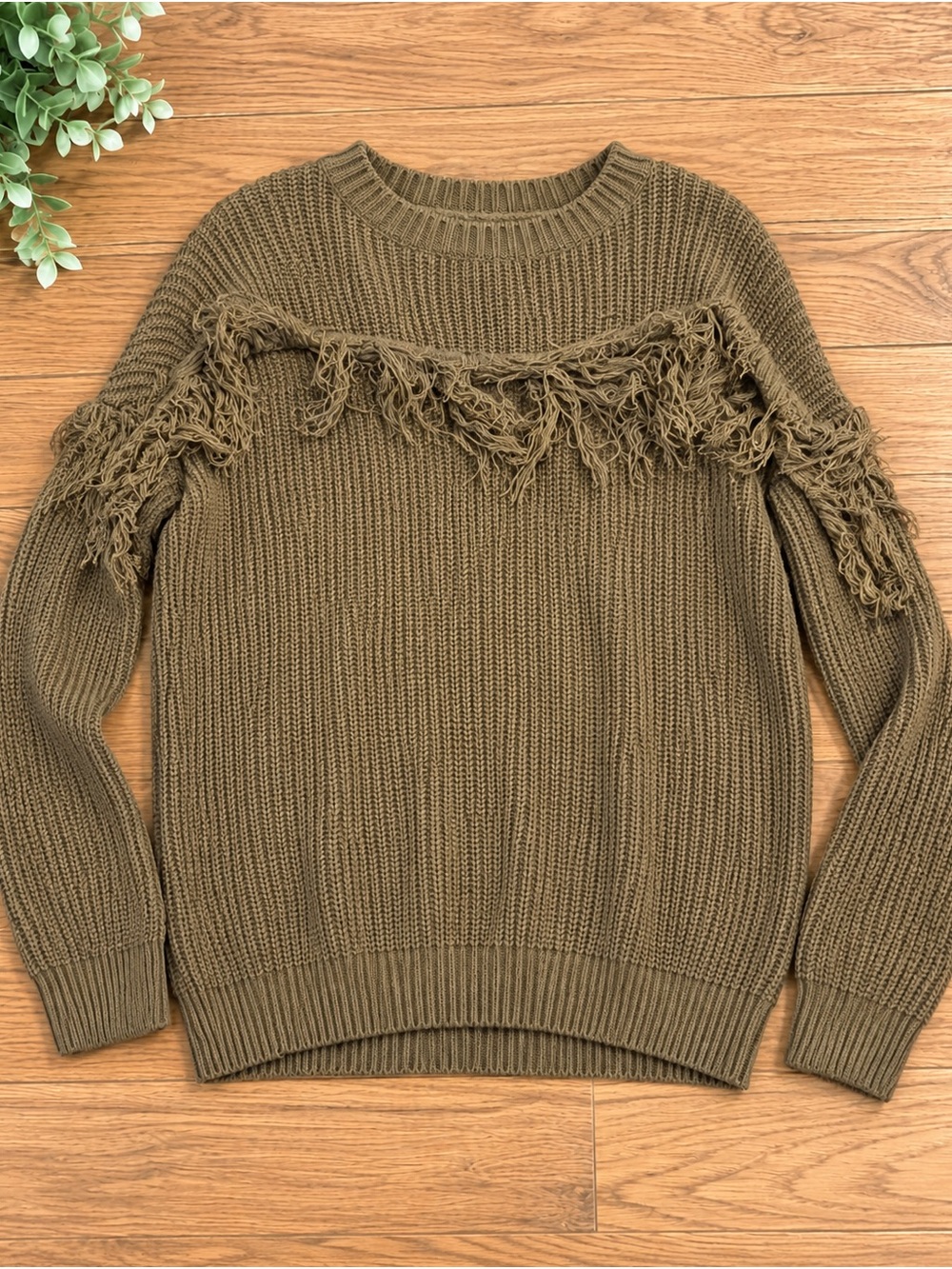 Fringe Detail Women's Sweater